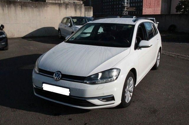 Weiß Gebraucht 2020 VW Golf VII Kombi | 10.900 € (Guter Preis) - Bild 1/4