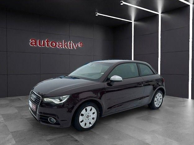 Gebraucht Audi A1 Ambition 86 PS (63 kW) 2012 Rot Kleinwagen