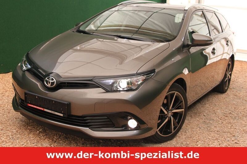 Grau Gebraucht 2019 Toyota Auris Touring Sports Team Kombi | 15.800 € (Fairer Preis) - Bild 1/4
