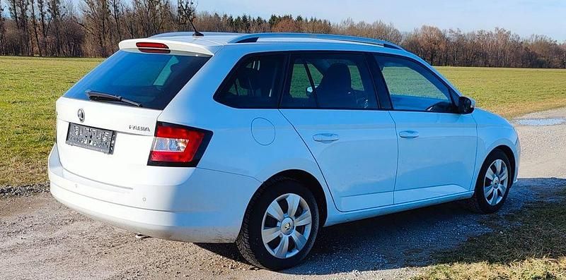 Gebraucht Skoda Fabia Style 110 PS (80 kW) 2015 Weiß Kombi