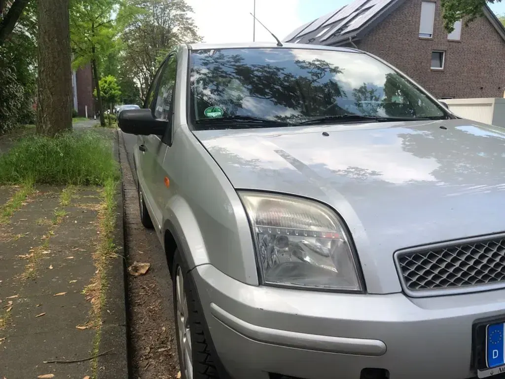 Gebraucht Ford Fusion 101 PS (74 kW) 2004 Silber Kleinwagen