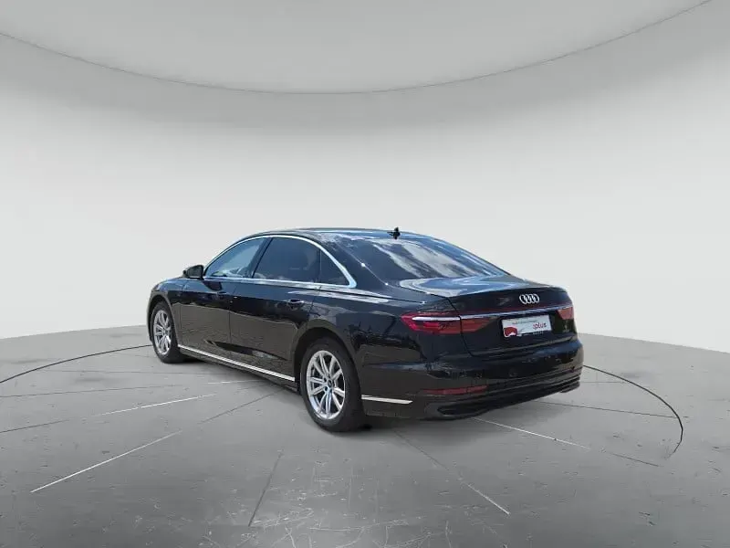 Gebraucht Audi A8L Ambiente 286 PS (210 kW) 2023 Mythosschwarz metallic Limousine