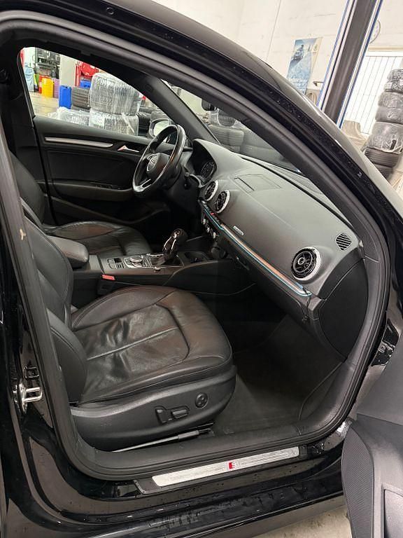 Gebraucht Audi A3 Sport 220 PS (161 kW) 2017 Schwarz Limousine