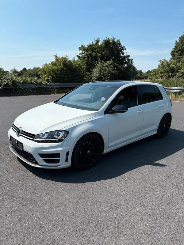 Weiß Gebraucht 2016 VW Golf VII R Kleinwagen | 17.499 € (Superpreis) - Bild 1/4