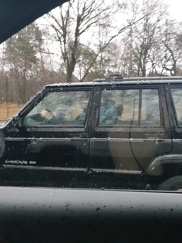 Gebraucht Jeep Cherokee 115 PS (84 kW) 1999 Schwarz SUV