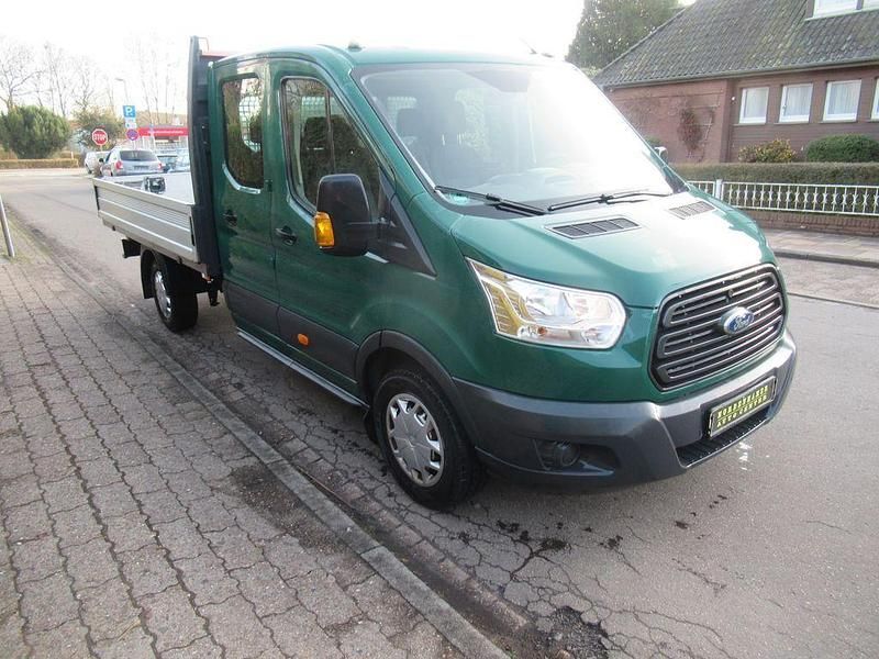 Gebraucht Ford Transit 155 PS (114 kW) 2015 Grün Van / Kleinbus
