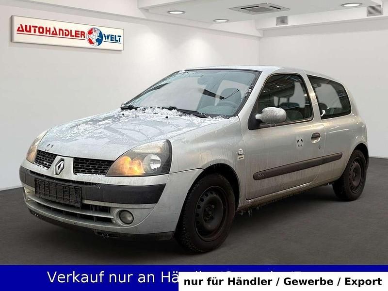 Silber Gebraucht 2003 Renault Clio II Limousine | 799 € (Superpreis) - Bild 1/3