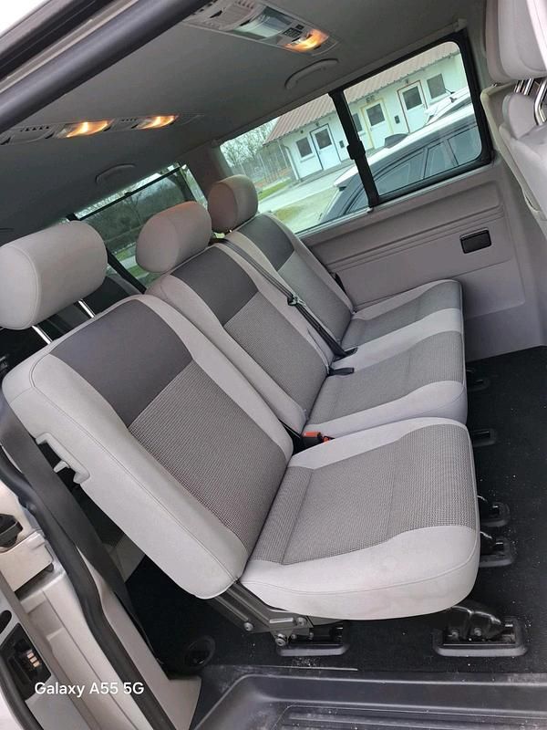 Gebraucht VW T5 140 PS (102 kW) 2014 Silber Van