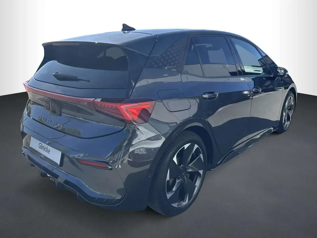 Gebraucht Cupra Born 150 kW (204 PS) 2022 Quasargrau Kleinwagen