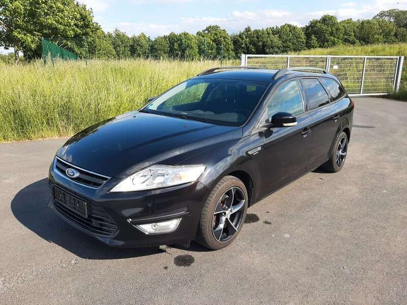 Schwarz Gebraucht 2010 Ford Mondeo Kombi | 4.490 € (Guter Preis) - Bild 1/4