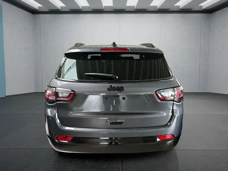 Neu Jeep Compass Summit 131 PS (96 kW) 2025 Grau SUV