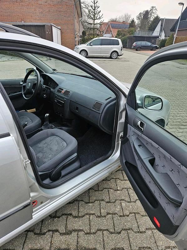 Gebraucht Skoda Fabia 75 PS (55 kW) 2002 Silber Kombi