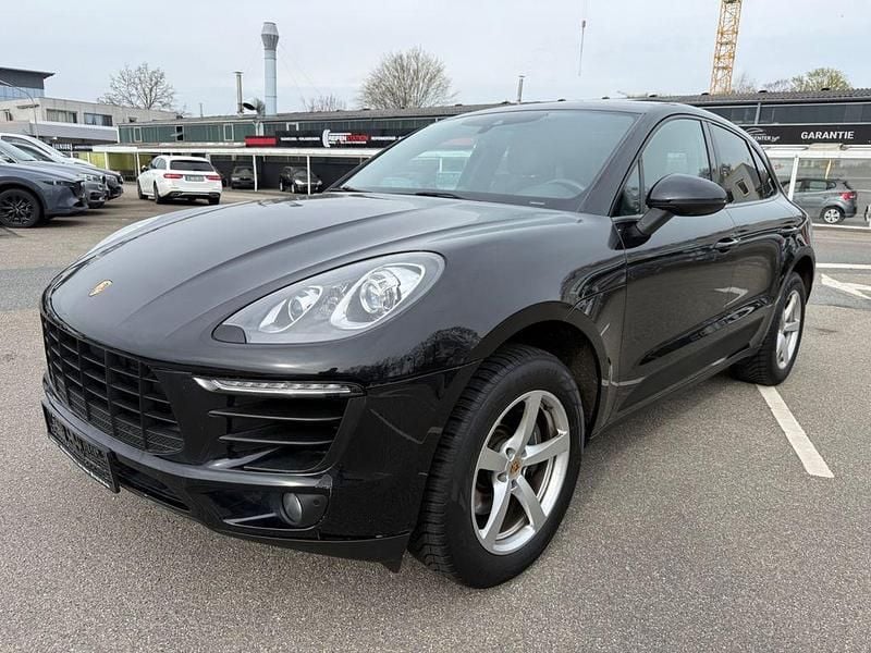 Gebraucht Porsche Macan 252 PS (185 kW) 2016 Schwarz SUV
