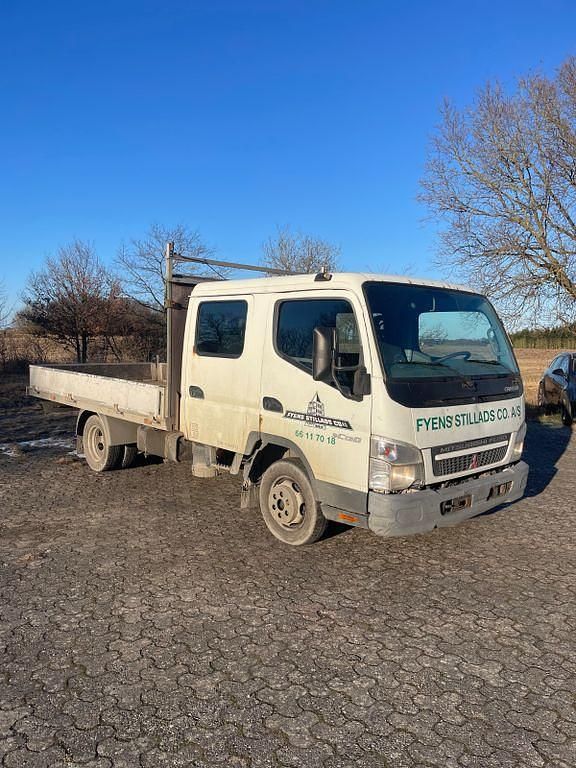 Gebraucht Mitsubishi Canter 200 PS (147 kW) 2009 Weiß SUV