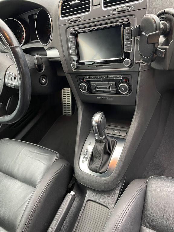 Gebraucht VW Golf 160 PS (117 kW) 2011 Weiß Cabrio