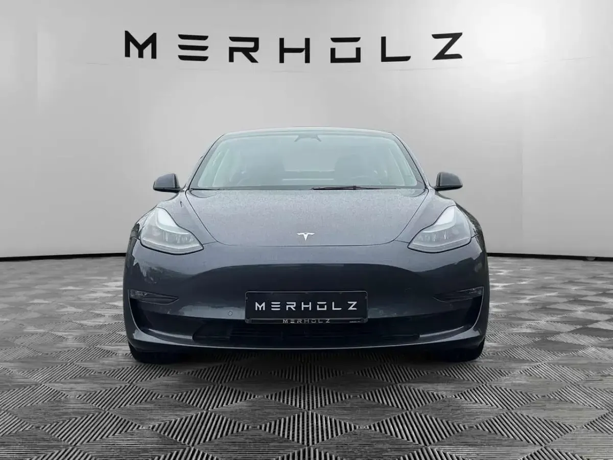 Usata Tesla Model 3 355 kW (483 CV) 2022 Grigio Berlina