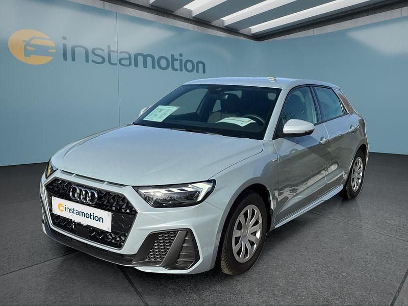 Grau Gebraucht 2025 Audi A1 Sportback Kleinwagen | 27.249 € (Etwas zu teuer) - Bild 1/4