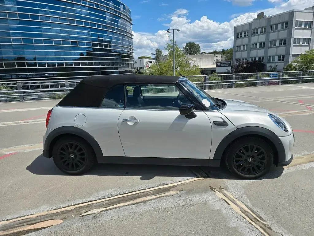 Gebraucht Mini Cooper 136 PS (100 kW) 2021 Silber Kleinwagen