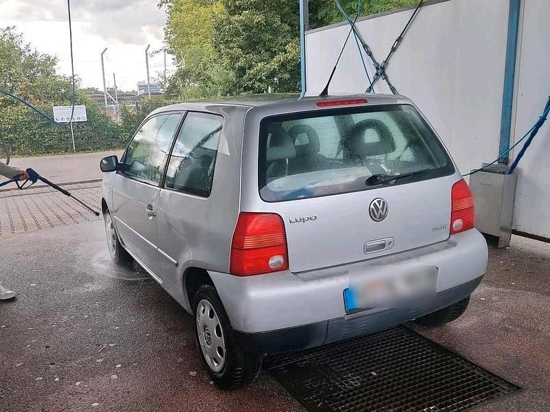 Grau Gebraucht 2003 VW Lupo Kleinwagen | 2.000 € - Bild 1/2