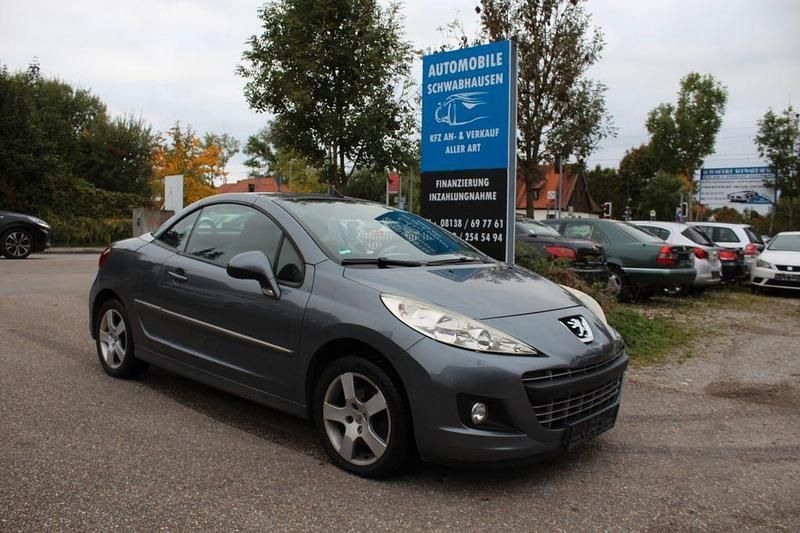 Grau Gebraucht 2010 Peugeot 207 CC Premium Cabrio | 1.490 € (Superpreis) - Bild 1/4