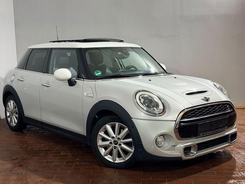 Gebraucht Mini Cooper SD 170 PS (125 kW) 2016 Silber Kleinwagen
