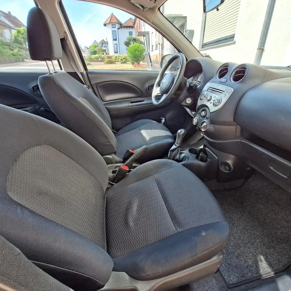 Gebraucht Nissan Micra 80 PS (58 kW) 2011 Schwarz Kleinwagen
