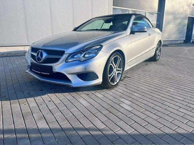 Gebraucht Mercedes E200 Sport 184 PS (135 kW) 2015 Iridiumsilber  metalliclack Cabrio