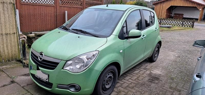 Gebraucht Opel Agila 85 PS (62 kW) 2010 Grün Kleinwagen