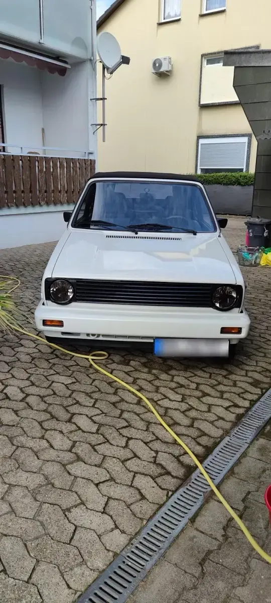 Gebraucht VW Golf Cabriolet 90 PS (66 kW) 1994 Weiß Cabrio