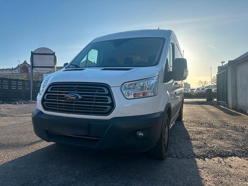 Second-hand Ford Transit 131 CP (96 kW) 2018 Alb Van