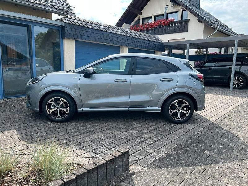 Gebraucht Ford Puma ST-Line 155 PS (114 kW) 2024 Silber SUV