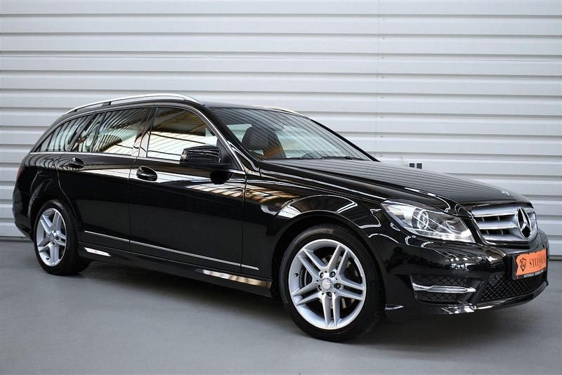 Gebraucht Mercedes C200 Sport 184 PS (135 kW) 2012 Schwarz Kombi