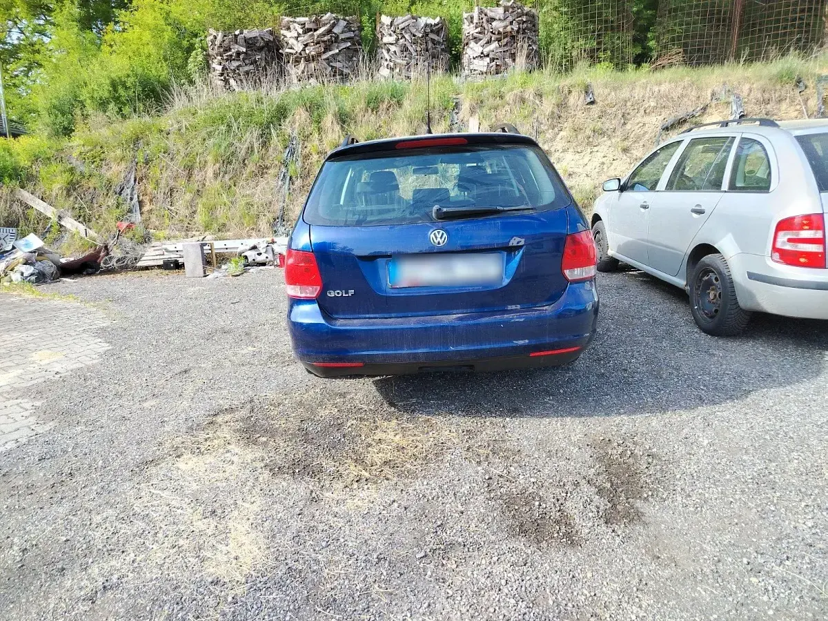 Gebraucht VW Golf VI 102 PS (75 kW) 2008 Blau Kleinwagen