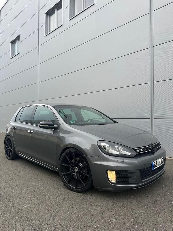 Grau Gebraucht 2009 VW Golf VI GTD Kleinwagen | 7.400 € (Fairer Preis) - Bild 1/4