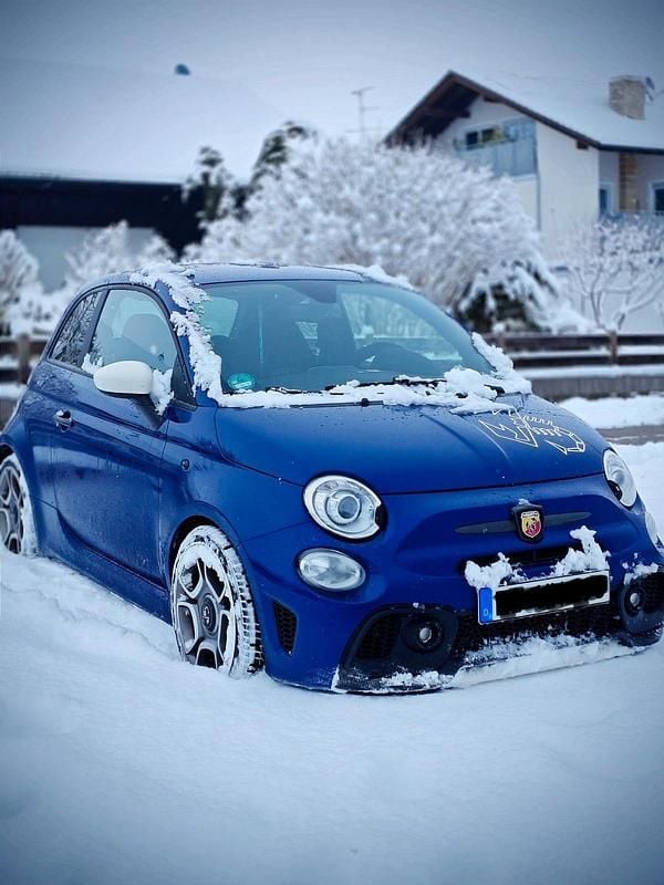 Gebraucht Abarth 595 Competizione 180 PS (132 kW) 2018 Blau Limousine