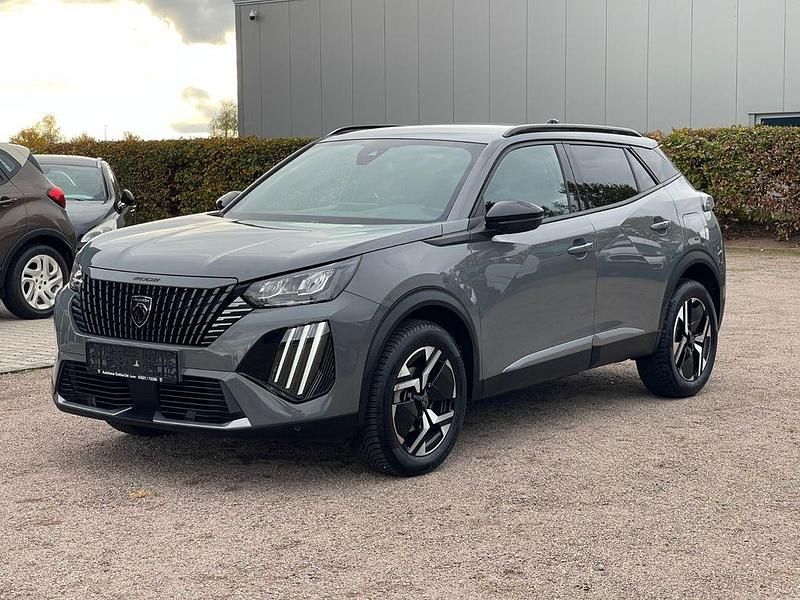 Grau Gebraucht 2024 Peugeot 2008 Allure SUV | 21.900 € (Guter Preis) - Bild 1/4