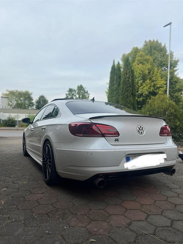 Gebraucht VW Passat R 299 PS (219 kW) 2013 Weiß Limousine