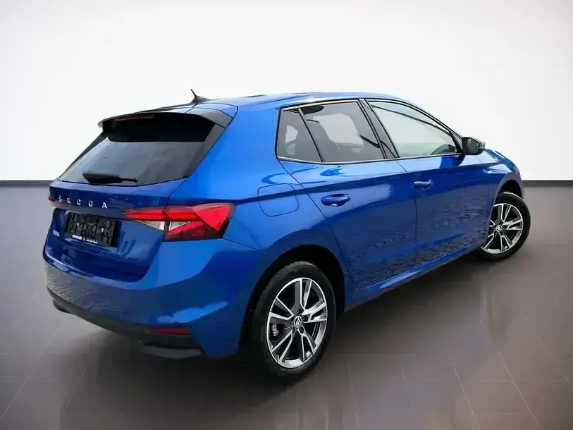 Gebraucht Skoda Fabia Ambition 150 PS (110 kW) 2023 Raceblau Kleinwagen