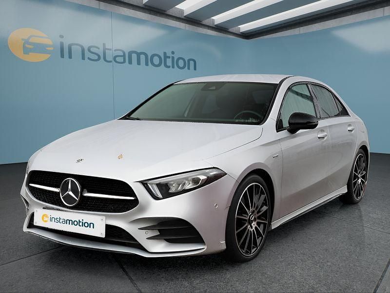 Silber Gebraucht 2020 Mercedes A250 Kleinwagen | 30.649 € (Teuer) - Bild 1/4