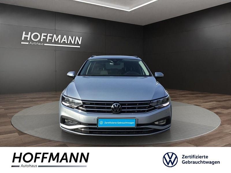 Gebraucht VW Passat Business 150 PS (110 kW) 2023 Silber Kombi