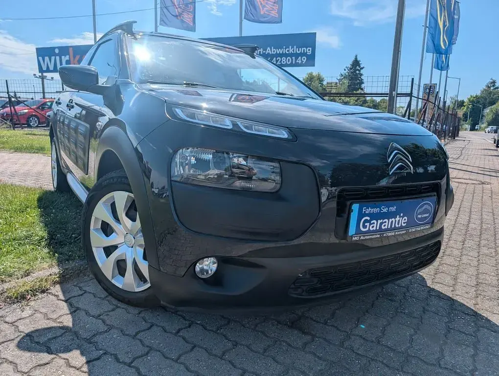 Gebraucht Citroën C4 Feel 82 PS (60 kW) 2015 Noir obsidien (metallic) SUV