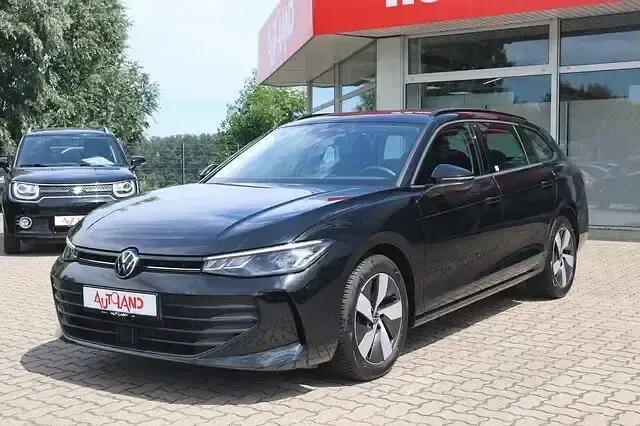 Gebraucht VW Passat 150 PS (110 kW) 2025 Schwarz Kombi