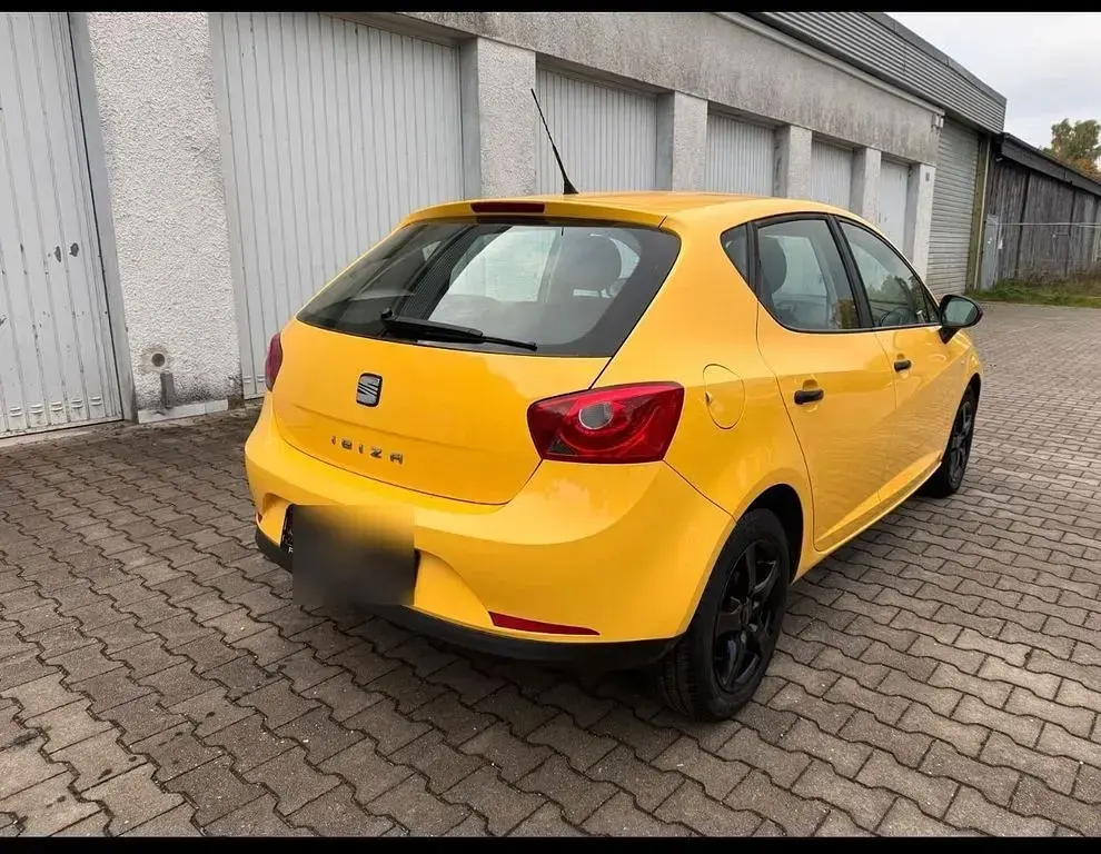 Gebraucht Seat Ibiza Reference 69 PS (50 kW) 2009 Gelb Limousine