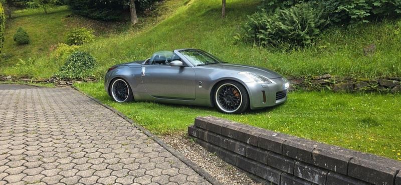 Grau Gebraucht 2006 Nissan 350Z Pack Cabrio | 16.500 € (Fairer Preis) - Bild 1/4