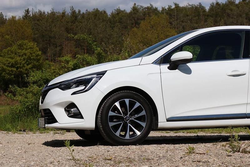 Gebraucht Renault Clio IV Intens 101 PS (74 kW) 2019 Weiß Kleinwagen