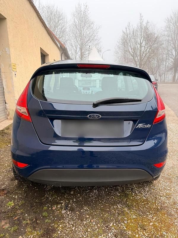 Gebraucht Ford Fiesta 82 PS (60 kW) 2009 Blau Kleinwagen