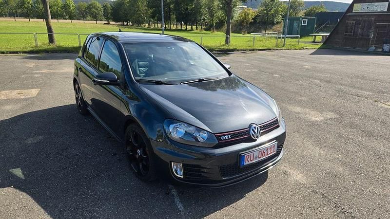 Grau Gebraucht 2010 VW Golf VI GTI Limousine | 5.800 € (Superpreis) - Bild 1/4