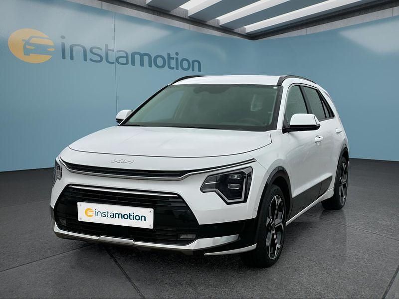 Weiß Gebraucht 2024 Kia Niro SUV | 31.599 € (Fairer Preis) - Bild 1/4