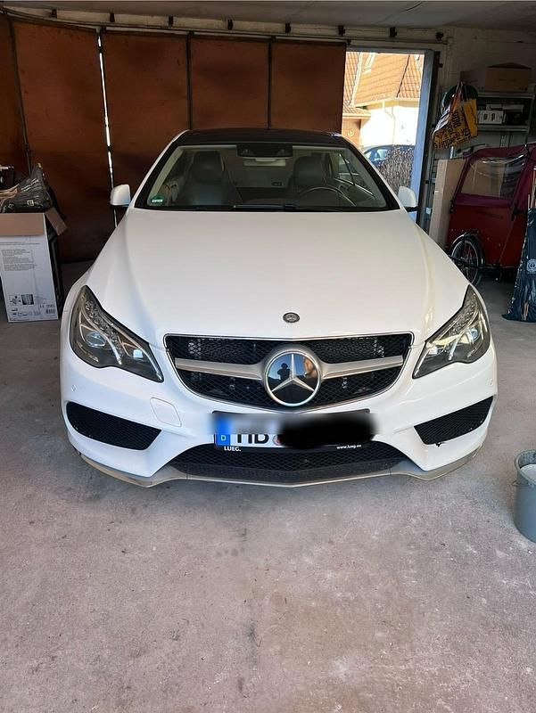 Gebraucht Mercedes E500 408 PS (300 kW) 2014 Weiß Coupé