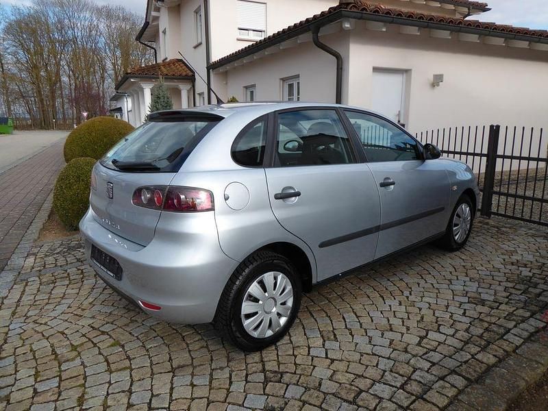 Gebraucht Seat Ibiza Reference 86 PS (63 kW) 2009 Silber Limousine